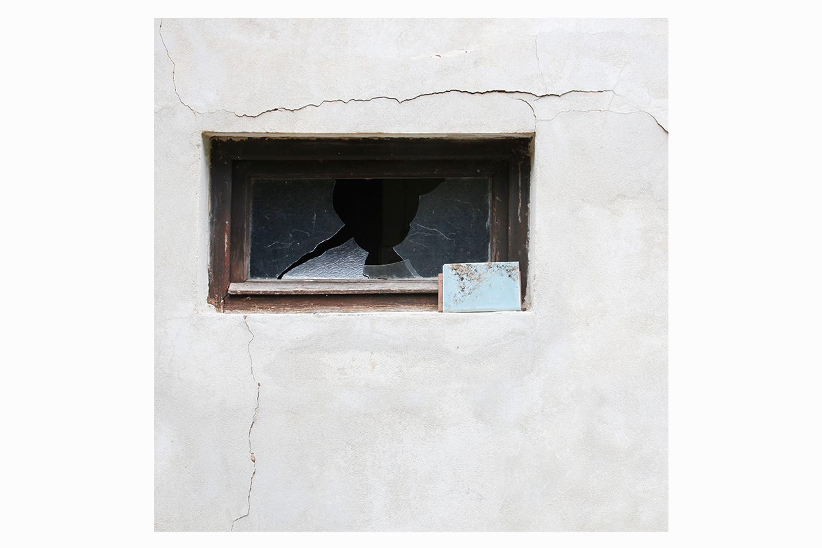 abandoned places photography 02 by Debora Marcati